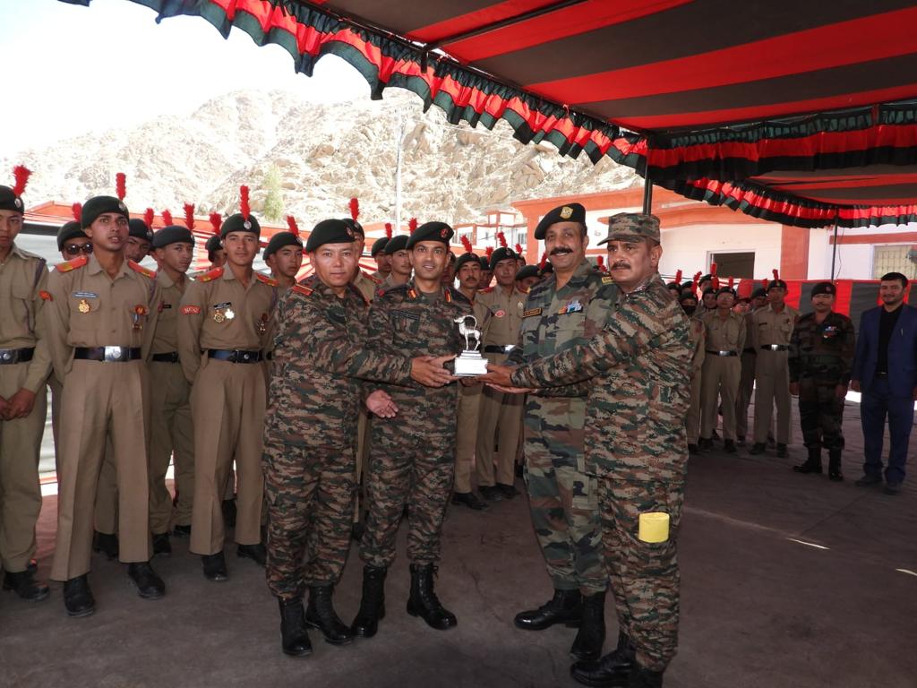 'Discipline - The Soul of Army'

Stalkers Battalion of Fire and Fury Corps conducted a two week training camp for cadets of 1 Ladakh Bn NCC at Phyang, #Ladakh.

Aim of the camp was to introduce cadets to regimental way of life, military routine and activities such as Rock Craft