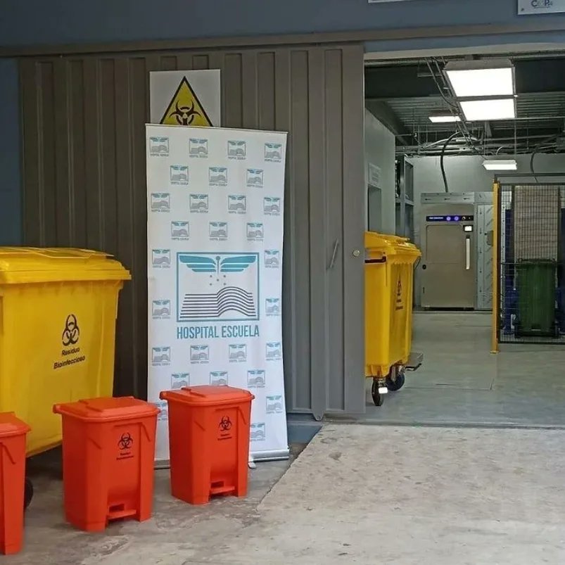PabloRiRoRu's tweet photo. #COPS4 Inaugurado Sistema de Tratamiento de Residuos Sólidos Bio infecciosos de @heu_hn con miras a tratar 500 t/año. Nuevo deposito temporal de RSH fue construido con @el_BID y #SESAL inversión de 10.6 millones de L.
@sernaHN @PNUDHonduras @theGEF #conveniodeestocolmo https://t.co/sYhqhMI6L0