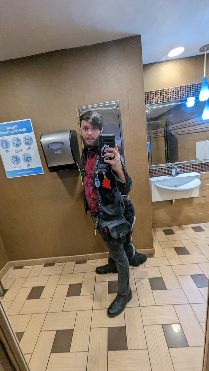 FiearTheWolfdog's tweet photo. Had sooo much fun on Day 0 of Fursonacon!! Can't believe the amount of people here! Can't wait for the reast of the con!! #fursonacon #FSC23 #FSC2023 https://t.co/INbRJ1XacW