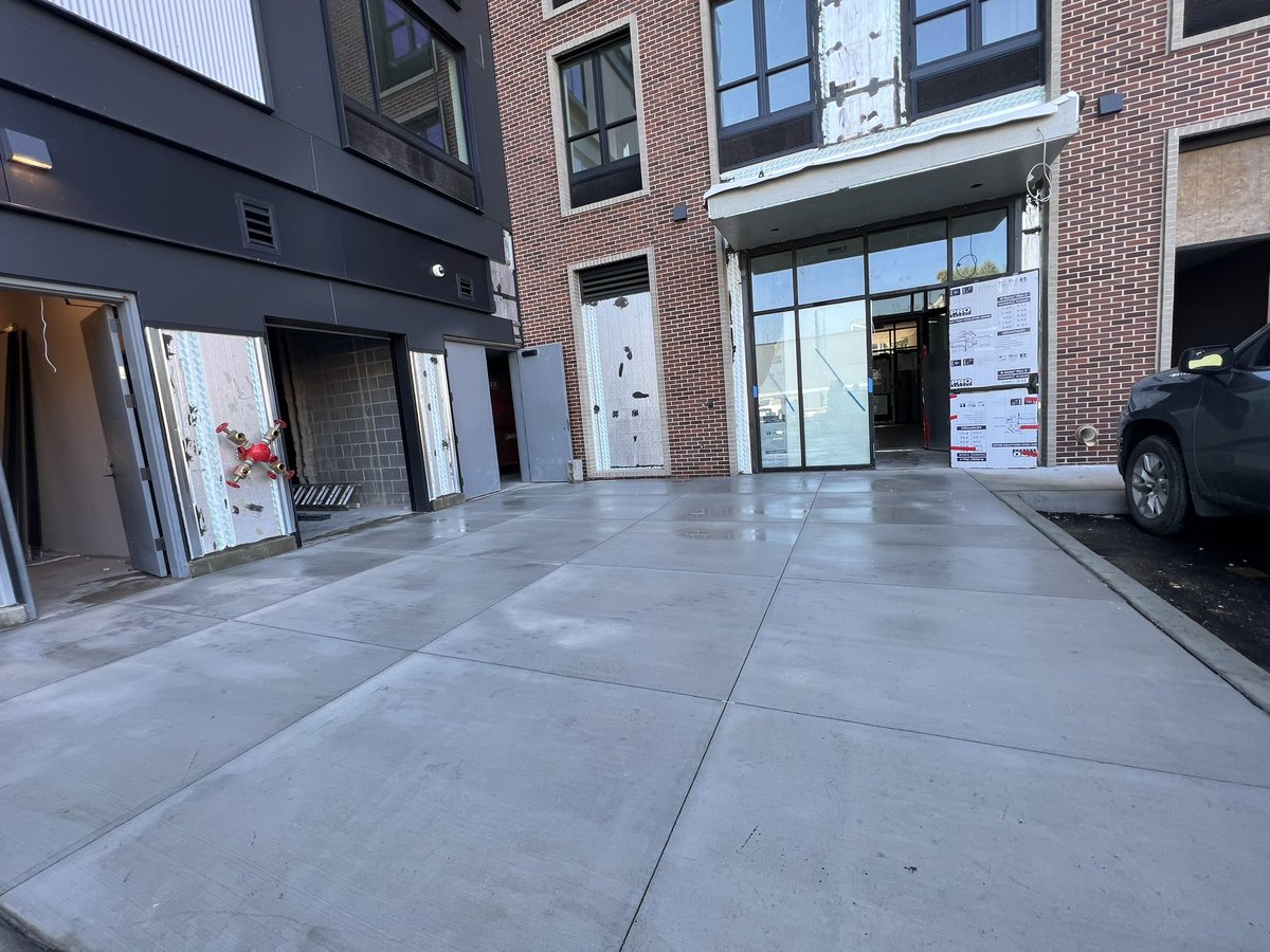 AMKPowerSpray's tweet photo. A.M.K.did a clean and lighten up on a 3 week old hydraulic leak on a newer concrete pour. Turned out a lot better than we expected given the circumstances. We definitely appreciate the opportunity. #amkpowerspray #pressurewashing #concrete https://t.co/mT8CxTFBw9