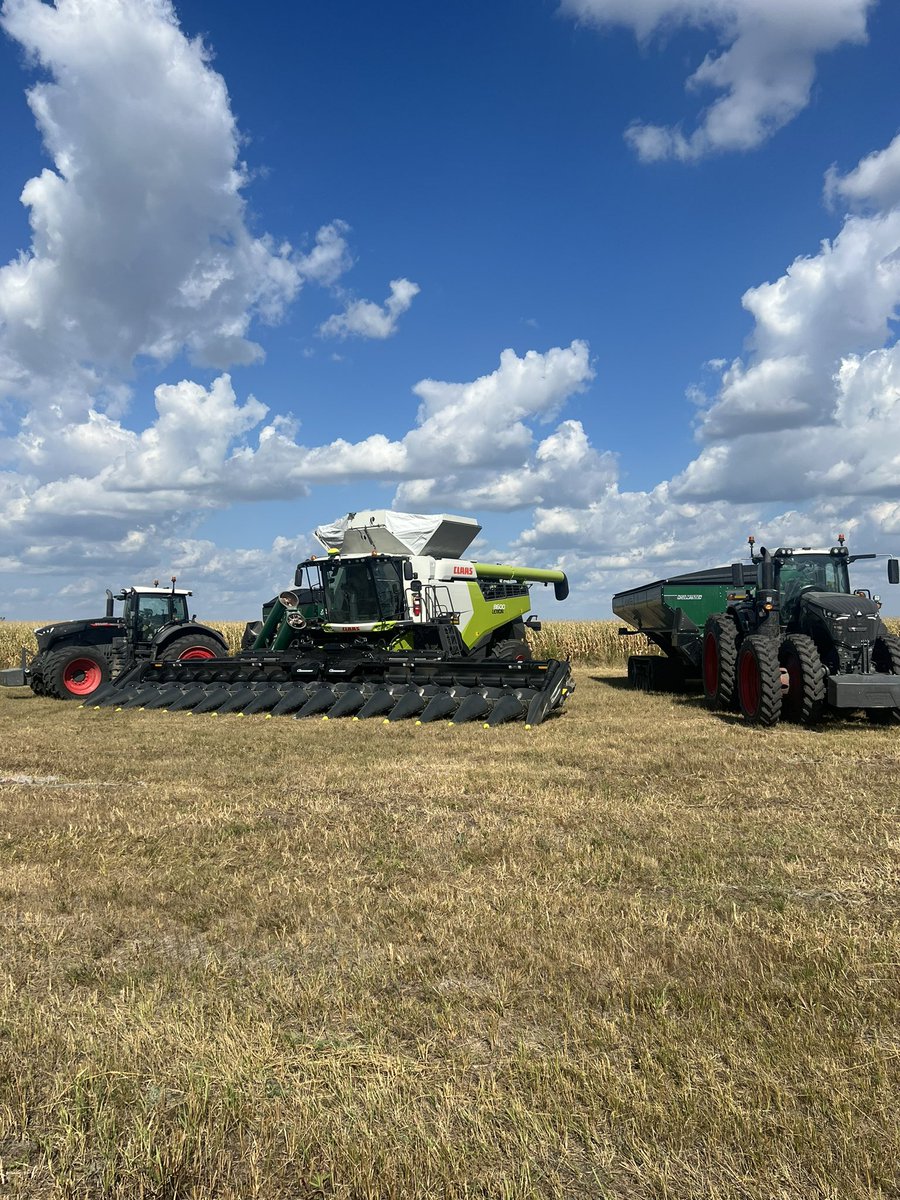 RossMartin30's tweet photo. Start up today with Upward Ag. Thank you for putting your trust in Nebraska Harvest Center for your harvest equipment! We value our partnership and wish you a very safe and successful harvest! https://t.co/3kfqLp9xSm