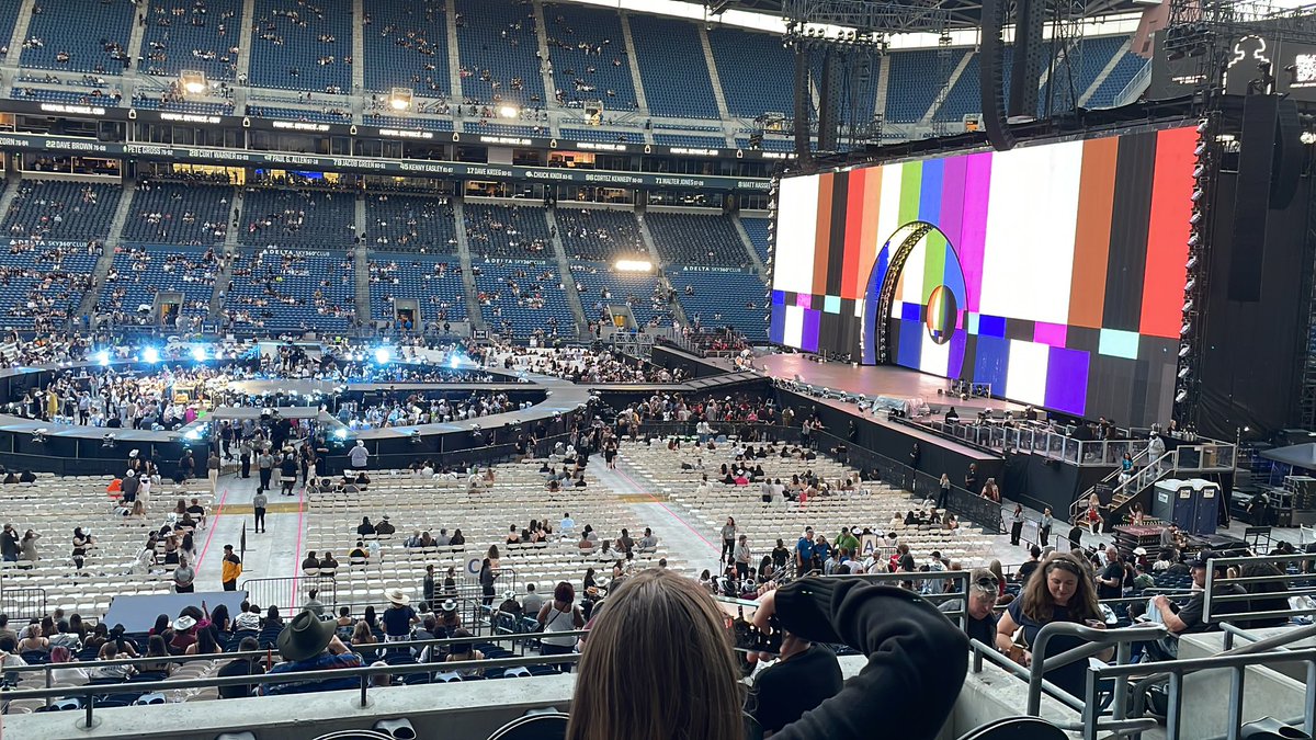 yjseazzn's tweet photo. I’m so close to Beyoncé https://t.co/ZWCNxJTnEy