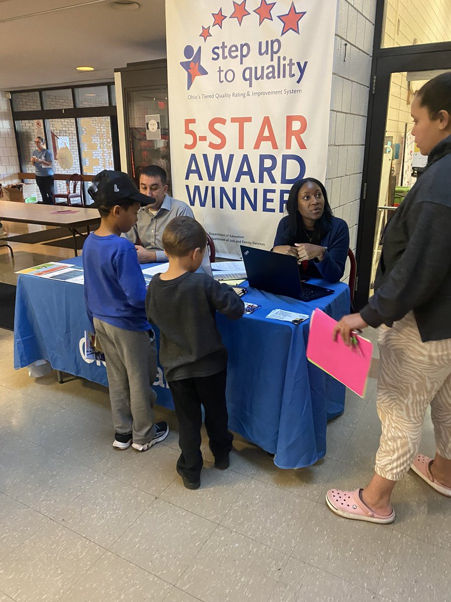 MarionCSeltzer's tweet photo. The start to a successful school year! We appreciated seeing so many families come to open house tonight. https://t.co/3eq65pYp5g