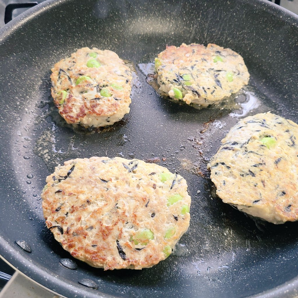 晩御飯完了
今日は豆腐ハンバーグ
ミネストローネ🍅