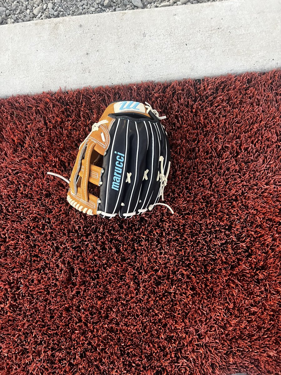 Chase_Lewis5's tweet photo. Thank you @ftrstarsseries for the glove can’t wait to break it in!! https://t.co/ZJxcq24UIw