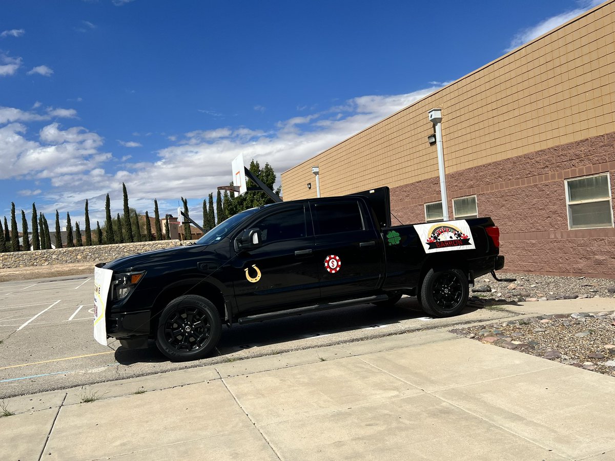 elainev51197658's tweet image. Andress Eagles Homecoming Parade! Pioneers wishing you good luck on Friday! Mr. Yepez, K Croissant, N Croissant  &amp;amp; Barron families you are amazing! @barronpioneers #reaching new heights in learning