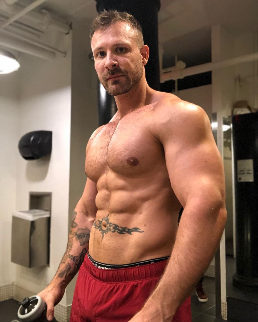 Hernando Cortez on X: @WastelandBaby91 Austin Wolf  t.cohW7MhB80be  X