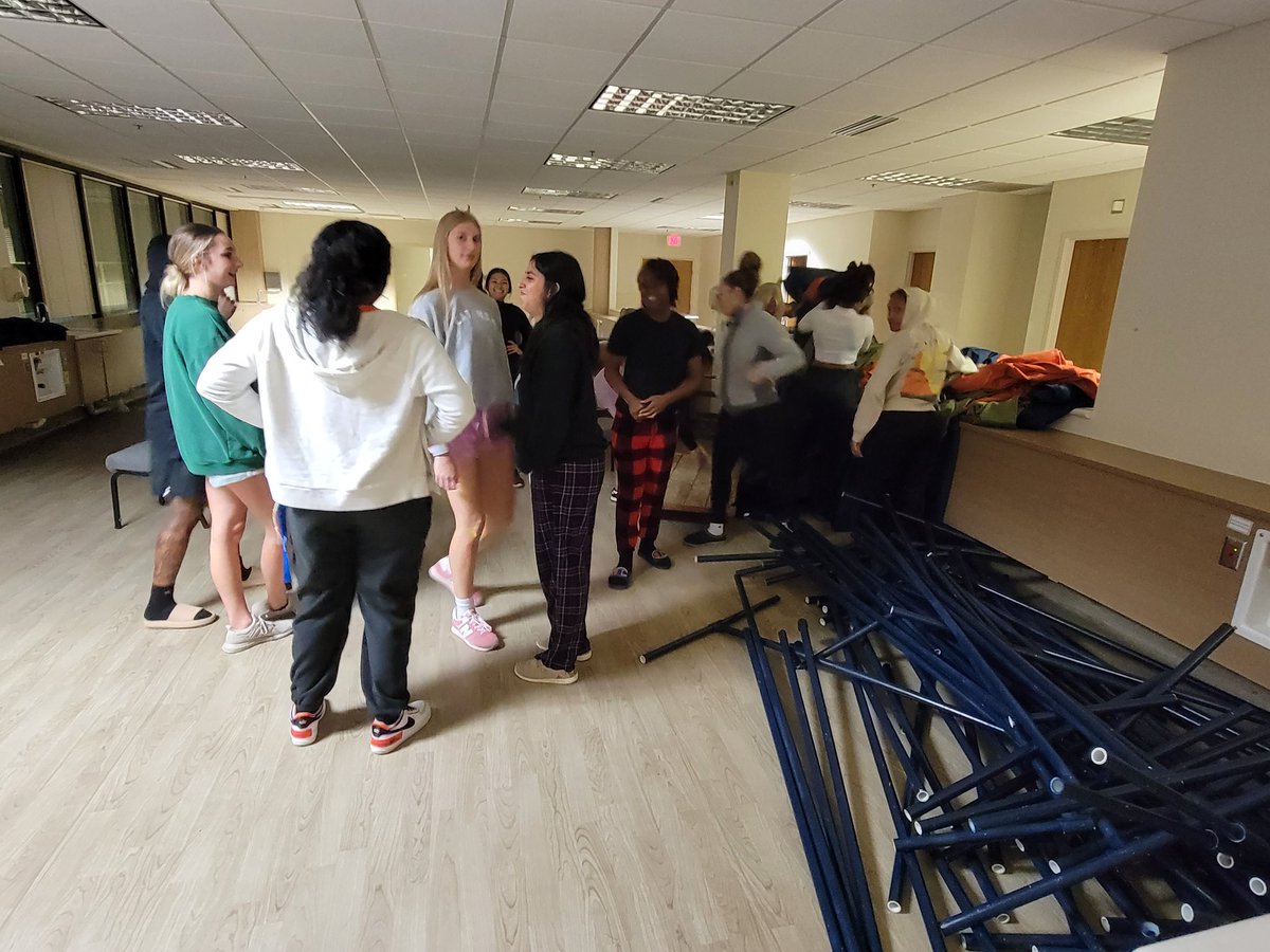 A long, but productive day. 6 AM workout, Classes, Study Hall, Fundraiser &amp; Community Service at the Hospital. Busy Beavers today! PRATT CC Women's Basketball 🦫 🏀