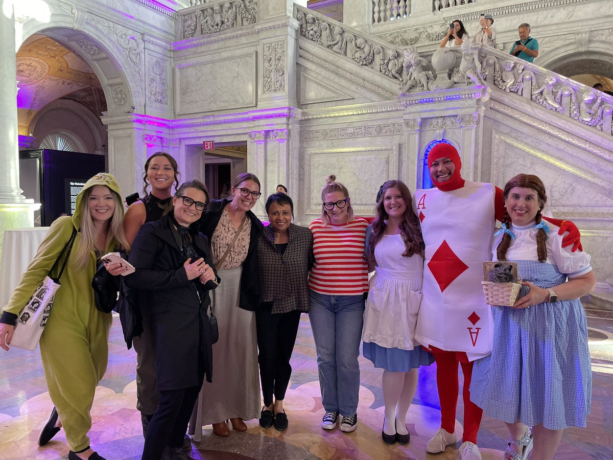 What an awesome night at the Literary Costume Ball at the @librarycongress! Plus we got to meet Carla Hayden @LibnOfCongress! This could be you next year! Apply Now! science.osti.gov/wdts/einstein #EinsteinFellows23