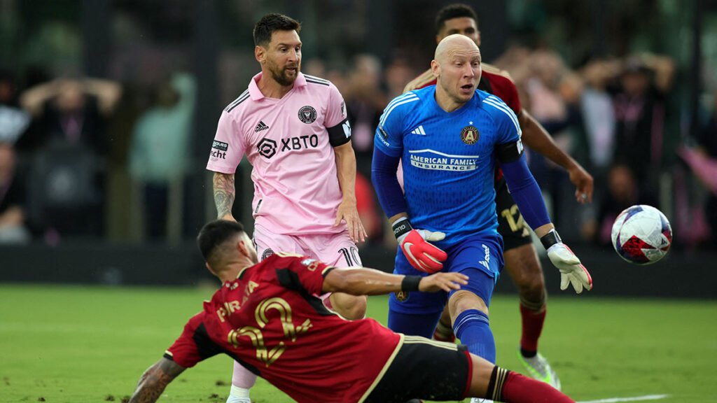 Messi Tribute on X: "Atlanta United Goal Keeper Brad Guzan🗣️: "I don't know if he (Lionel Messi) doesn't play, it's probably better for us (Atlanta)." https://t.co/0oUS1sMeiX" / X
