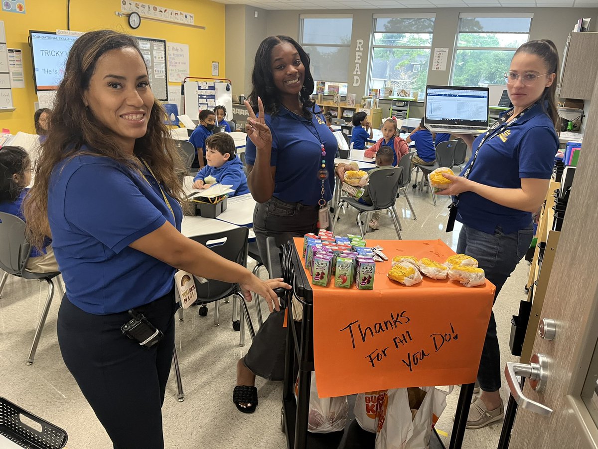 J.C. Mitchell Elem tweet media