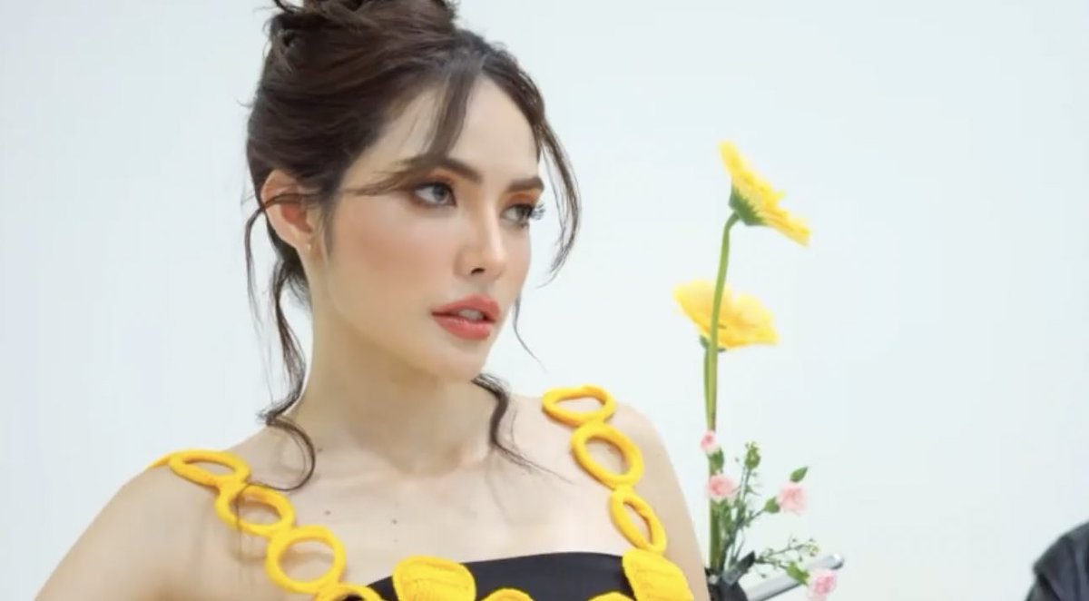 Nomannaw's tweet photo. คนสวย💛 https://t.co/SPu39EdcBl