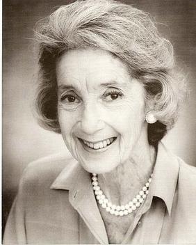 CraigBaird's tweet photo. Today in 2011, Frances Bay died.
Born in Mannville, AB in 1919, she began acting in the 1930s.
She played Fonzie's grandmother in Happy Days, Adam Sandler's grandmother in Happy Gilmore &amp; a famous role in Seinfeld.
A Gemini Award winner, she has a star on Canada's Walk of Fame. https://t.co/fN2NsYIMWh