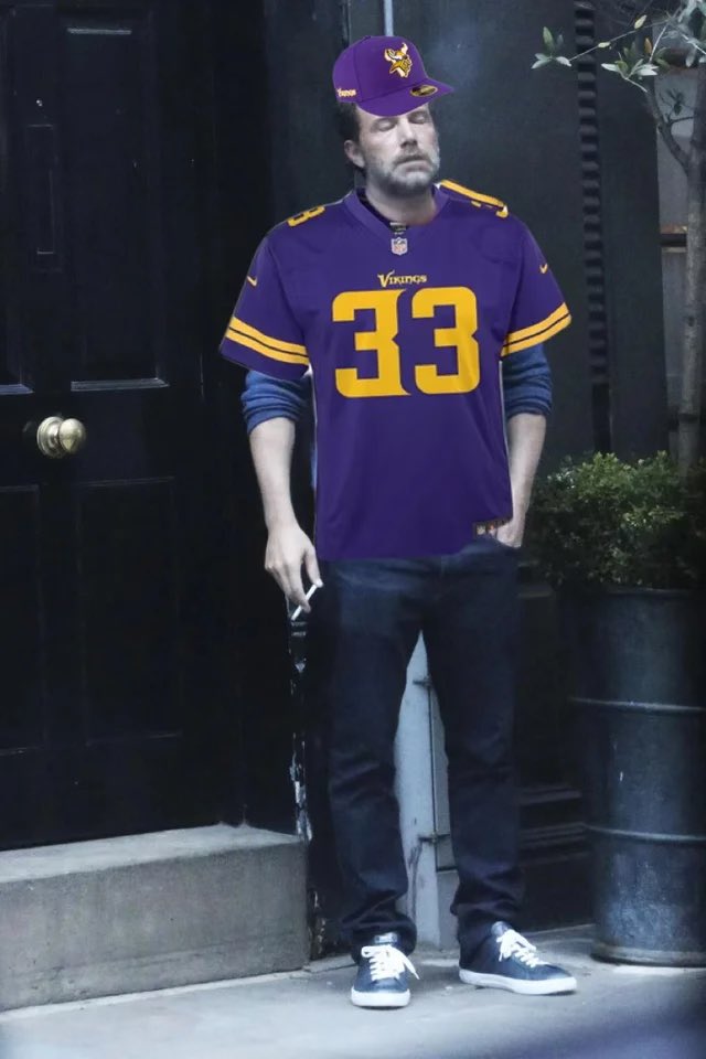 vintagE_32's tweet photo. @NickOlsonNFL Here you go man https://t.co/DsH3yKtHIz
