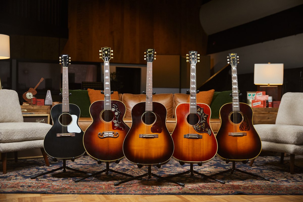 gibsonguitar's tweet image. Have you checked out the new Murphy Lab Acoustics? 

Well-worn favorites, built brand new. Click the link to get yours now: bit.ly/3LmYF3T

#gibson #theoriginal #murphylab