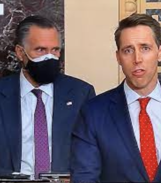 JaneotN's tweet photo. Mitt Romney has been spending $5,000 a day to protect his family from threats ...

from Republicans.

He voted to impeach Trump, and his commitment to justice endangered his family.

It is really important that Republicans get voted out of office in America. https://t.co/qRn3szznyc