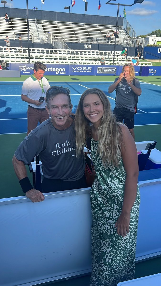 Claire Rehfuss tweet media