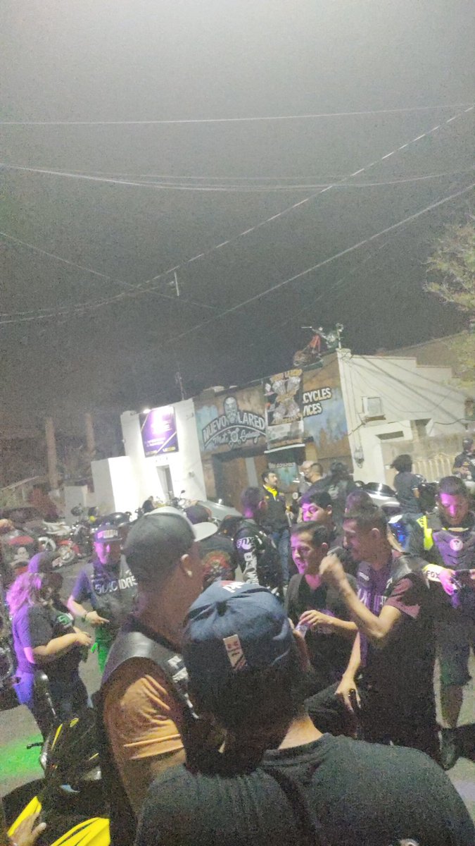 EsBroncaLaPotra's tweet photo. Aniversario Lobos mc NLD https://t.co/ncvEwb8q2T