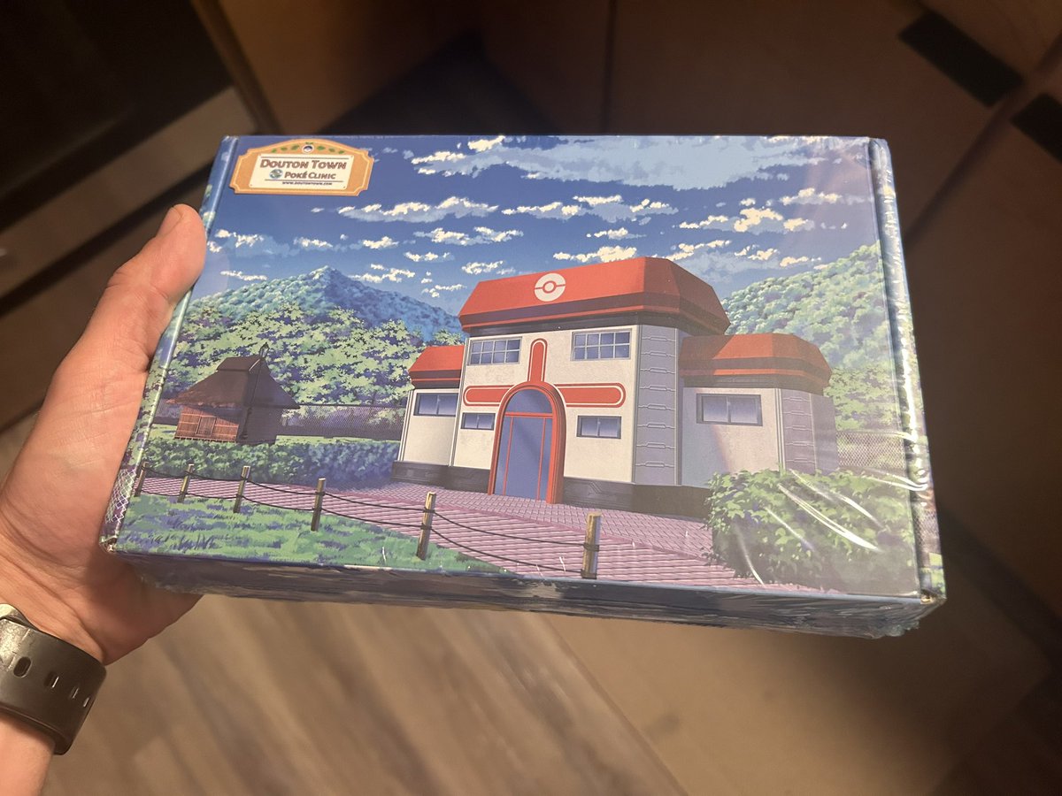 spencergiblin's tweet photo. Would like to sincerely thank @PokeNurseJay for the creativity and attention to detail crafting these parcels. Hands down one of the coolest things I’ve ever got in from the community. I scored some chases and all the extras were amazing! Thank you SO much! #Pokemon #TrainerKit https://t.co/RCy7ueuS2S