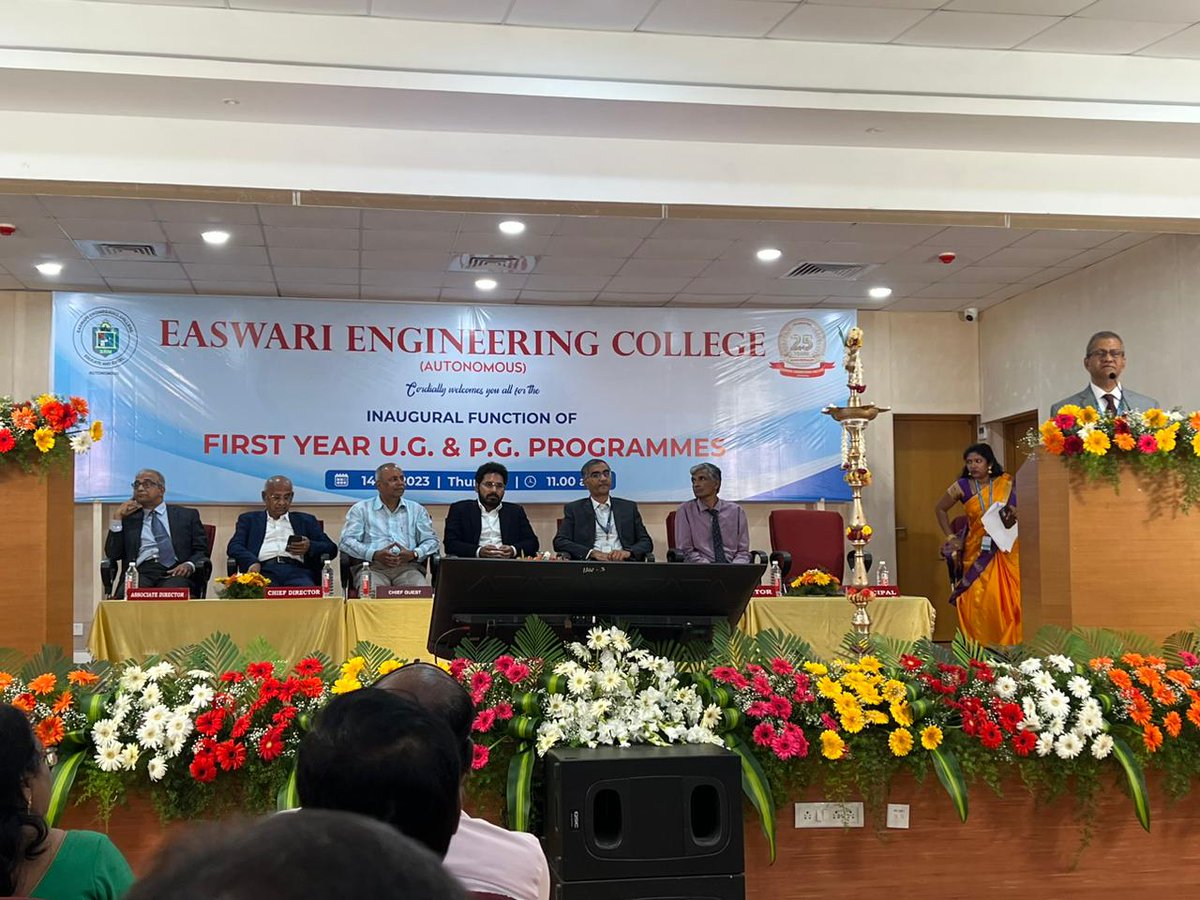 Inauguration of UG & PG First Year Engineering Students was held on 14.09.2023 in the Presence of our Co-Chairman Shri. S. Niranjan and Chief Guest Mr. R. Senthil Kumar Dy. Director, MSA /Outstanding Scientist, SDSC SHAR, ISRO 
#Inaugurationfunction
#SRMEaswari
#uniquelearning