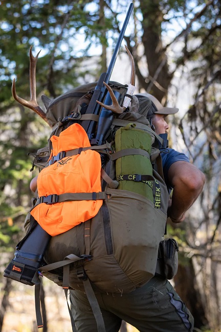 aandf_corp's tweet photo. CRAZY CREEK HEX2.0オリジナルチェアはキャンプや登山、ビーチなどでオールシーズン使用でき、椅子がない場所やピクニックでも後ろに寄りかかれるので快適に過ごす事が出来ます。【京王百貨店新宿店】 https://t.co/vadBpSq6vp
#クレイジークリーク #crazy_creek #sitthere https://t.co/xpEThwJFuF