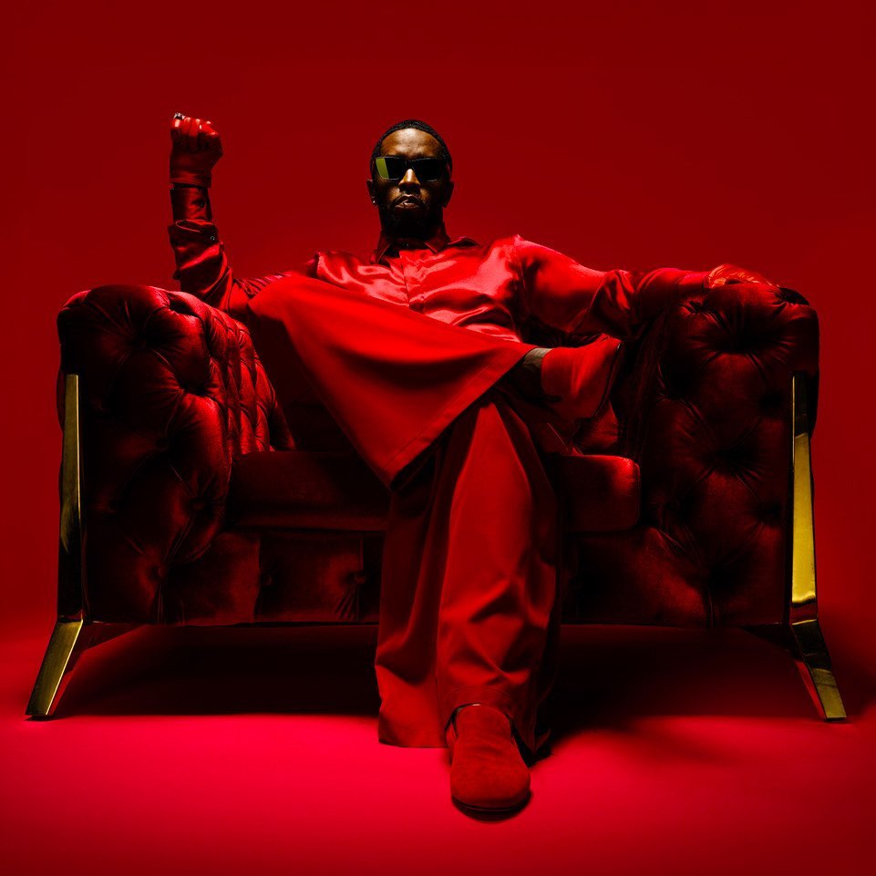 HipHopNMore's tweet photo. 'The Love Album: Off The Grid' by @Diddy is out now!

Feat. Justin Bieber, The Weeknd, Jeremih, Ty Dolla Sign, Fabolous, Summer Walker, Swae Lee, Mary J. Blige, Teyana Taylor, The-Dream, more

Stream 🎧 https://t.co/l7eQWCMMxs https://t.co/u3zuI2T2ZO