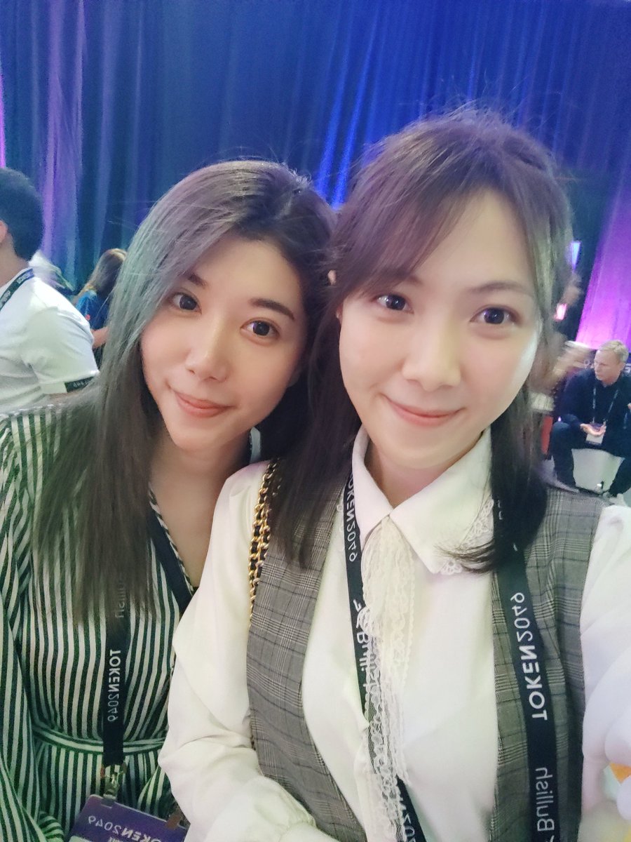 ChocoYining's tweet photo. Mechcraft team in #Token2049Singapore 👧👧

@MechcraftWorld
@Mechcraft_Japan
@Gmyts1 https://t.co/I1M54sZzEV