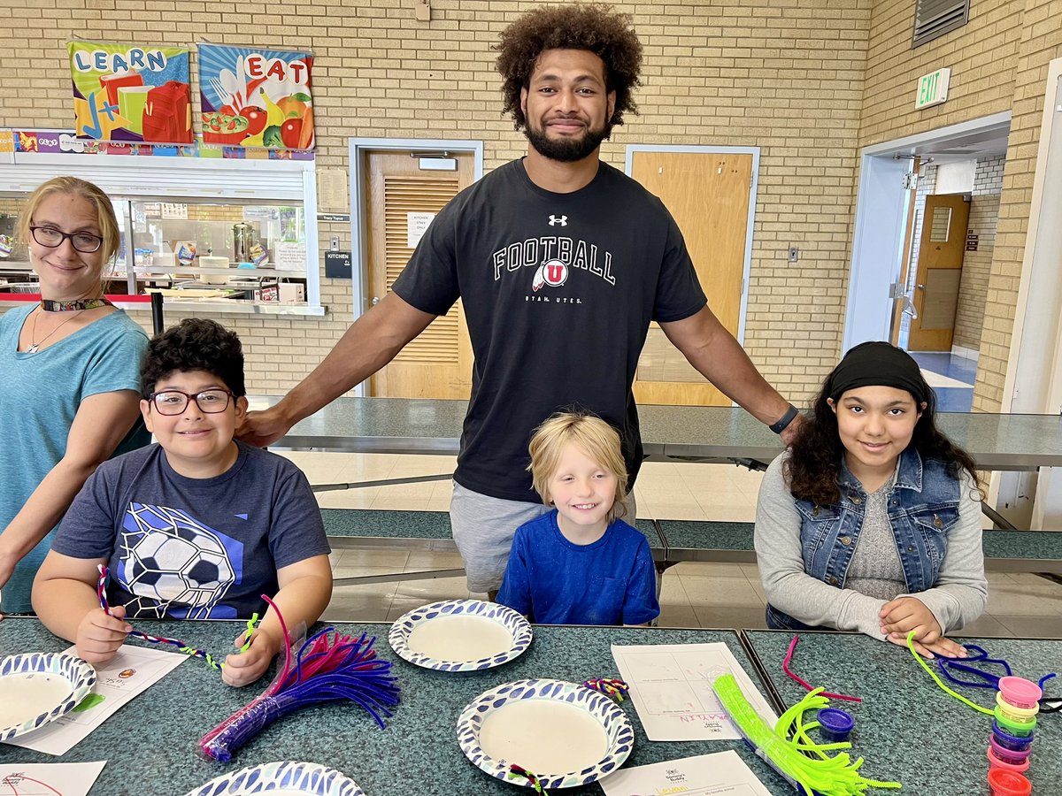 LevaniDamuni's tweet photo. Had fun with the Sammy’s Buddy Program today! Thankful for the opportunity to hang out with these great kids 

@UtahCrimson https://t.co/HAPXzB2DgX