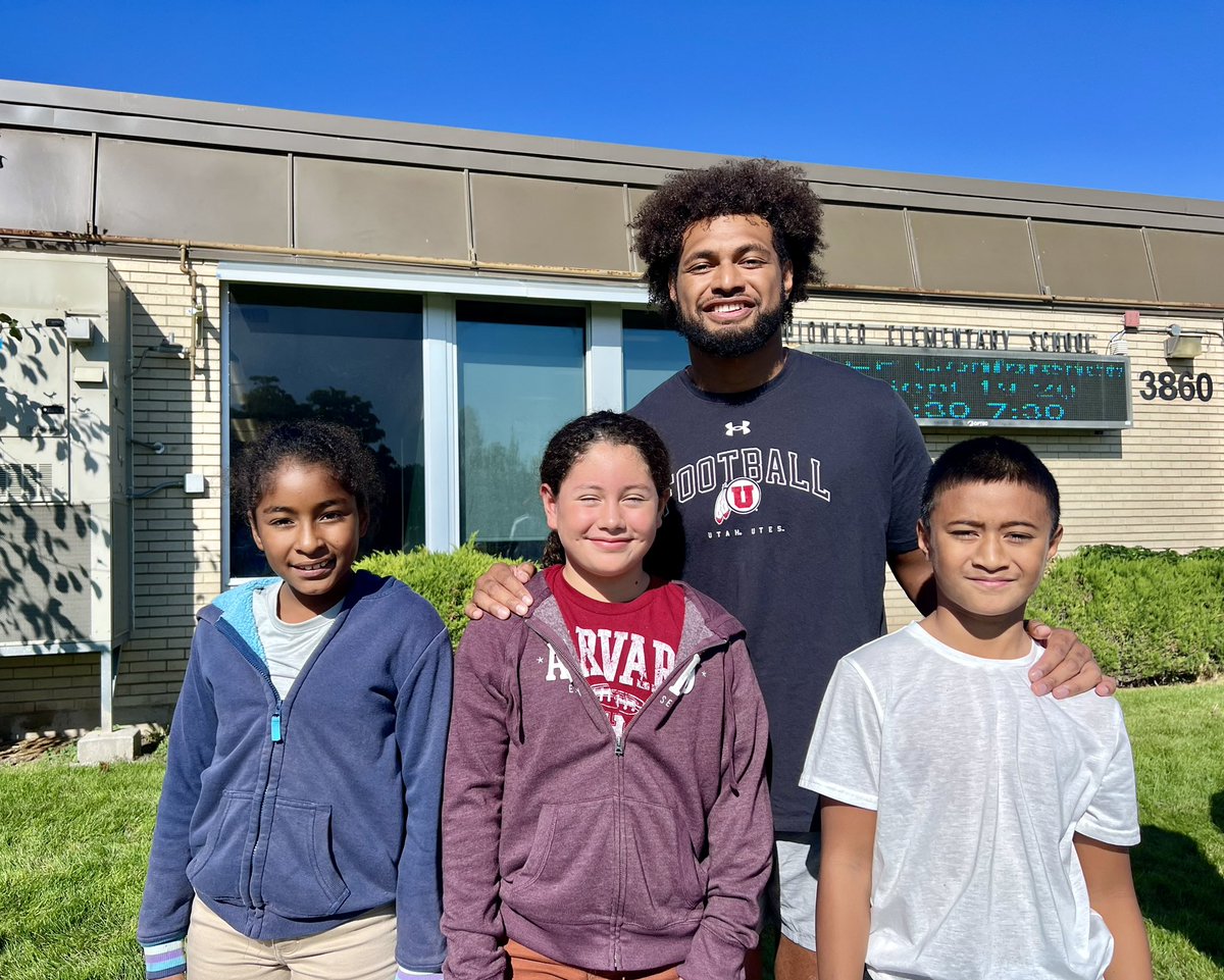 LevaniDamuni's tweet photo. Had fun with the Sammy’s Buddy Program today! Thankful for the opportunity to hang out with these great kids 

@UtahCrimson https://t.co/HAPXzB2DgX