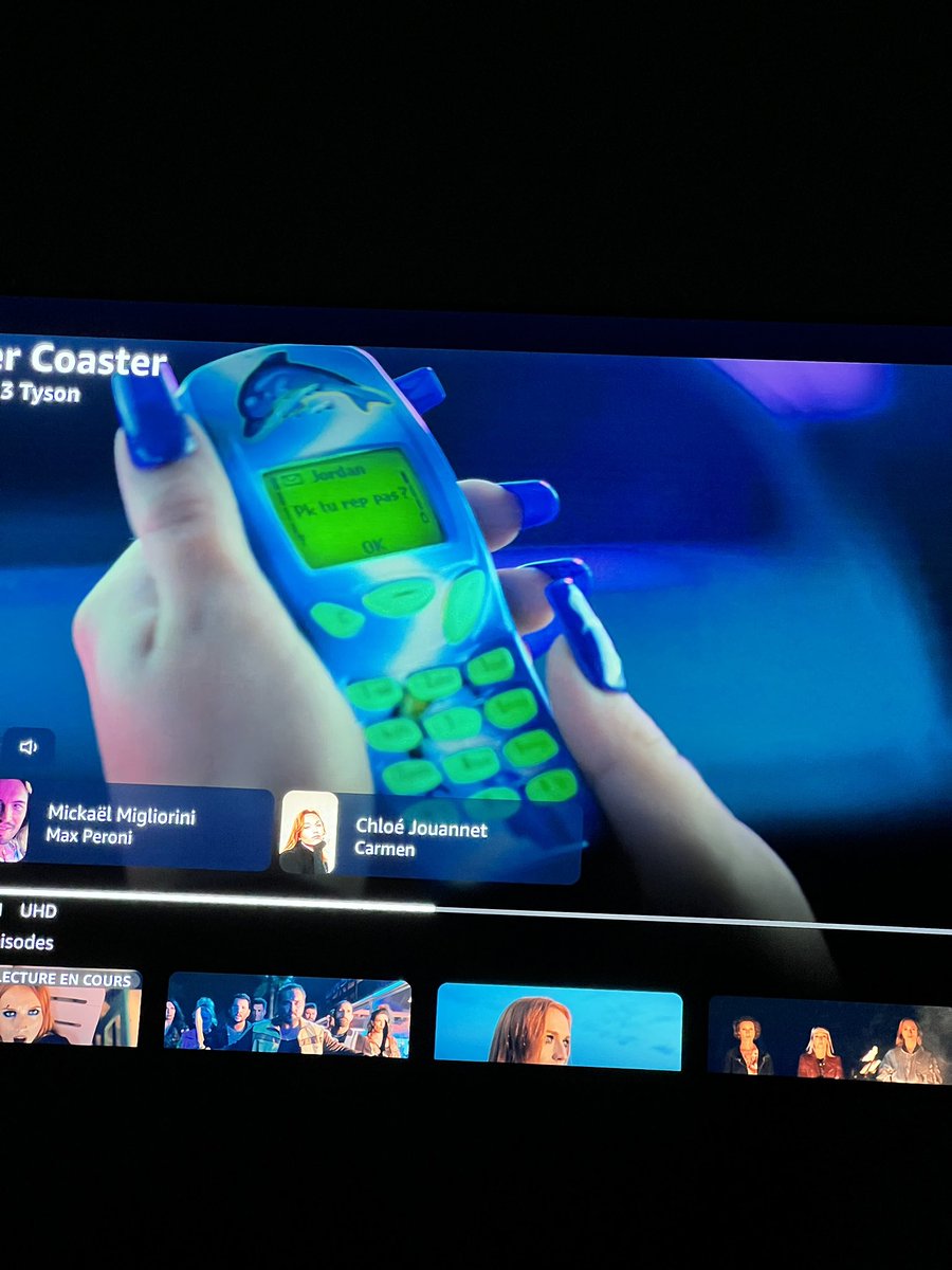 aureylien's tweet image. Bon en fait c'est toute l'équipe qui veut se la péter mais qui est incapable de faire son boulot. Là on a un Nokia 3210 sortie en 1999. J'ai hâte de voir leur prochaine connerie #KillerCoaster