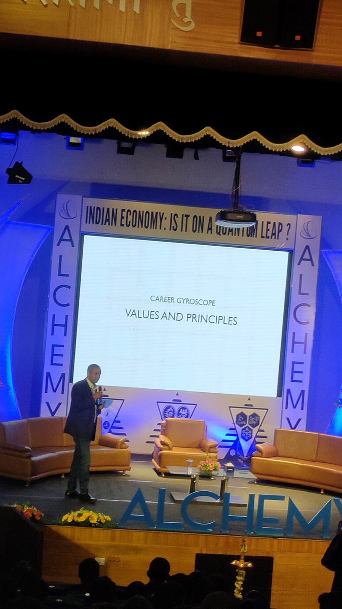 HarshAgarw9140's tweet photo. "Build Your own values and principles*.
#LifeAtSIBMB
#SIBMBengaluru
#Alchemy23
#AlchemyAtSIBMB https://t.co/5xtp61Te7j