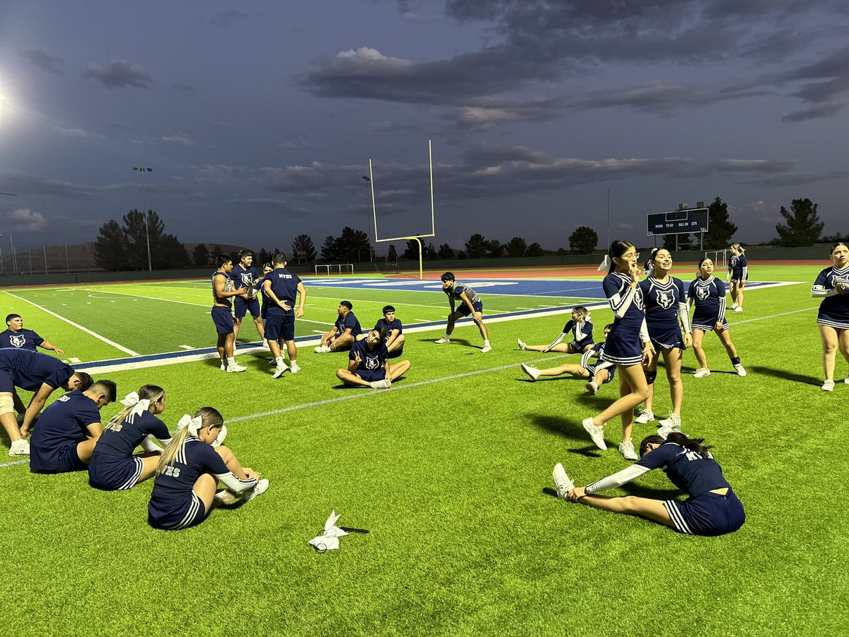 MOUNTAIN VIEW HS CHEER TEAM tweet media