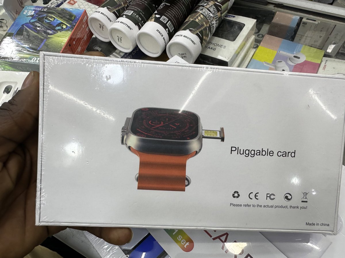 PamAtuheirek's tweet image. Revolutionize your Wrist with this Watch that supports 4G network, makes Calls, Youtube & Facebook🤸
At 280k
Call/Whatsapp @sologajets on 
☎️0702 441411 to place an order 
#LatestTechnology
#sologadgets