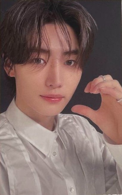 bybaekgu's tweet image. wts lfb ph enhypen .ᐟ 

(  ₱380  ) dop once onhand
stbo, onhand by next week

mention after dm / reply to claim ☻

[ # ] enha sunghoon you jpn pob weverse japan lucky draw ld pre order benefit half heart cheek