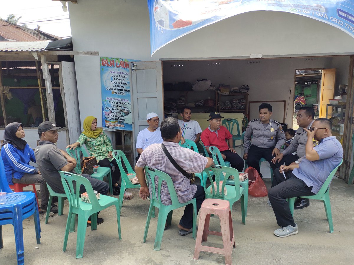 MhdHartono6's tweet photo. Melaksanakan Cooling System
#kompetisibhabinkamtibmas
#bhabinkamtibmas https://t.co/TqmJmTJdIM