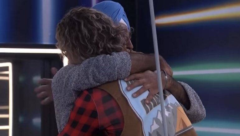 maximusmom13's tweet photo. I just like how lovable Jag &amp; Matt are trying to play, yet so bad at playing! 😍😂😔 #BB25 https://t.co/Z2fY7i78B3