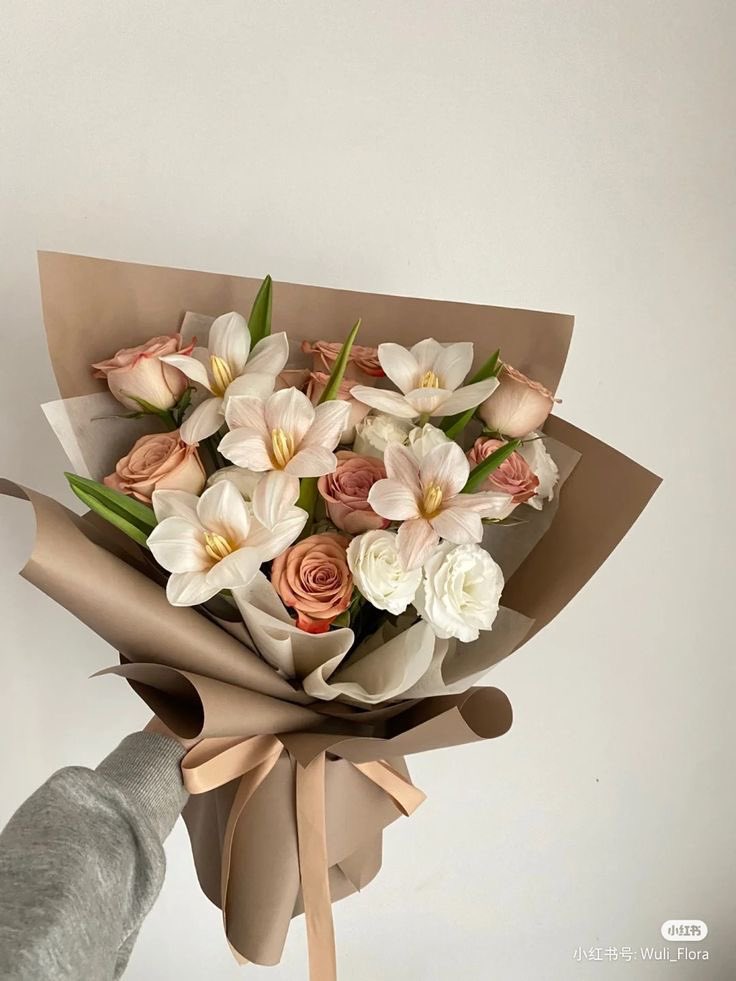 ️️ ️️

A package has been delivered to you … <a href="/ISOLOPHILlA/">JANITRA.</a>! ෆ

一

From : Arunika Soetanto
To : Janitra Sastroamidjojo

Message :
I miss you, Jani! 🫶🏻

一

 ️️