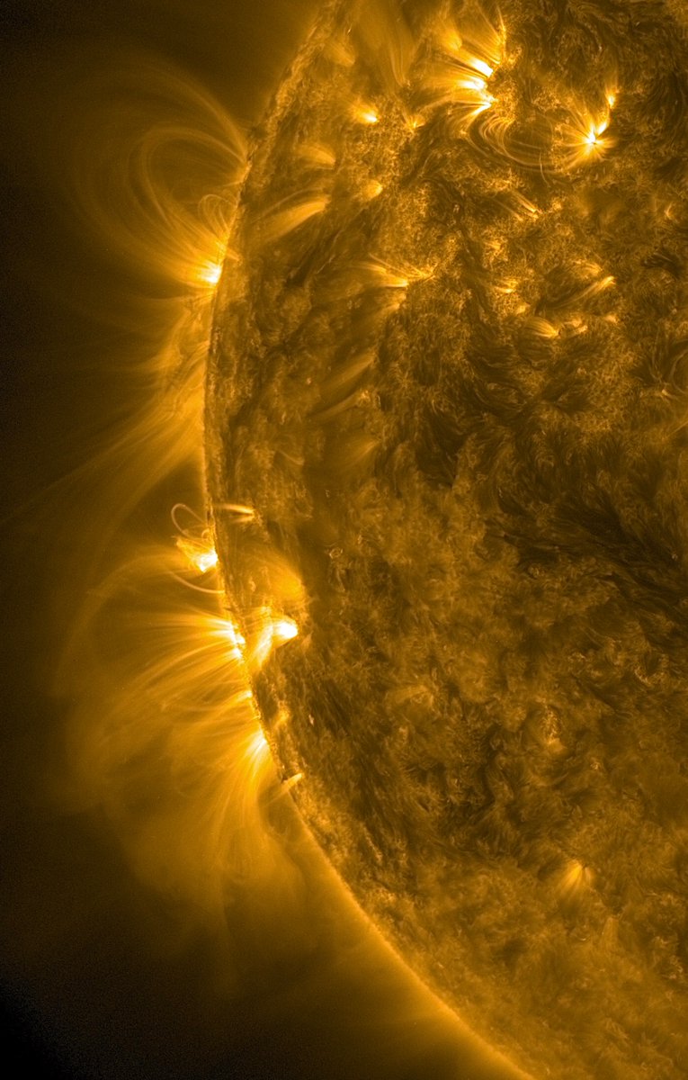 Guten Morgen zusammen - wie immer mit einem aktuellen Bild der Sonne via Satellit SDO.
