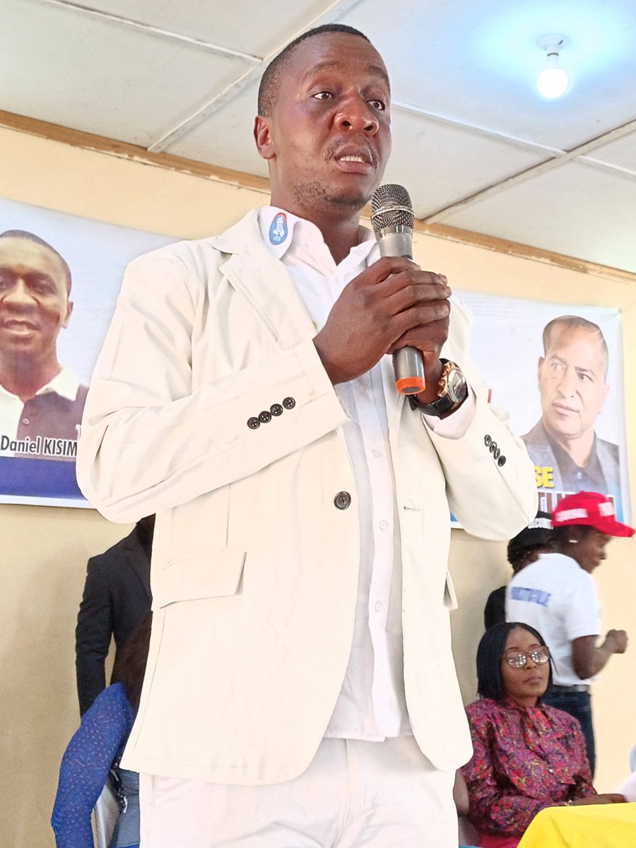 NyemboDamas's tweet image. Joyeux anniversaire très cher coordonnateur de la #JER haut #kantanga et pres national #COJEKA .
Paix, bénédiction, réussite, santé et longue vie à vous cher camarade @DanielKisimba0 .
@OlivierKamitatu @Franciskalombos  @abelamundala  @FullNdala, @Kilosho7  @murex720  @RBikunga