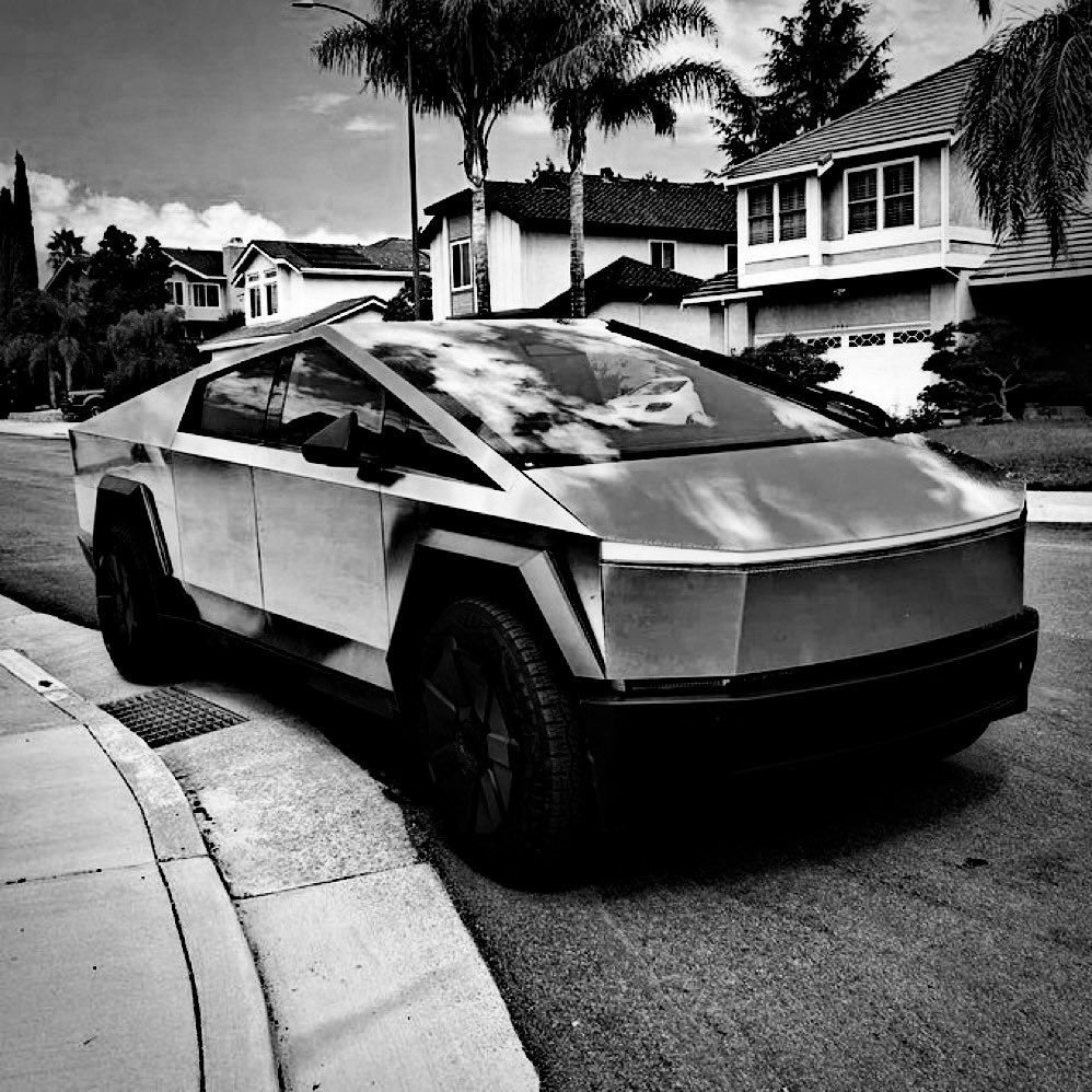 The stars are aligning for Tesla.

• Cybertruck is launching very soon (sightings are everywhere)
• FSD V12 release soon (only a matter of time until FSD is solved)
• UAW Strike has begun
• Model 3 Refresh (deliveries starting soon for certain countries) 
• Elon Musk