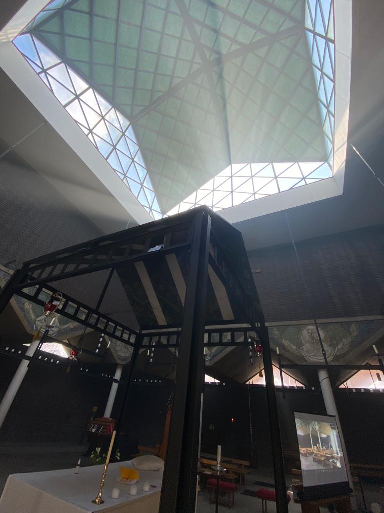 StPaulsBowCommo's tweet photo. We are OPEN!
Sat 10-5pm & Sun 12-5pm
Take a visit this weekend as part of #openhouse2023
#brutalist #brutalistarchitecture #historicbuilding #heritage #art #culturalheritage #visit #churcharchitecture #church #churchphotograpy #churchisopen #Welcomein #SPBC #heritageopendays https://t.co/99a09Si49U