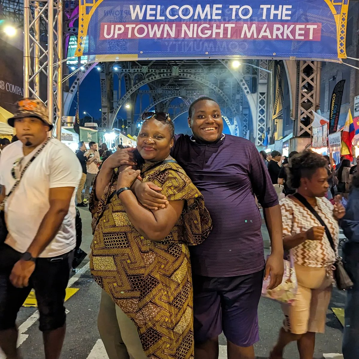 DocNdoro's tweet photo. Me &amp; family, Thursday night at the Uptown Night Market! #harlem #foodie #nycexperiences #nyceats https://t.co/eOvUljcpK1