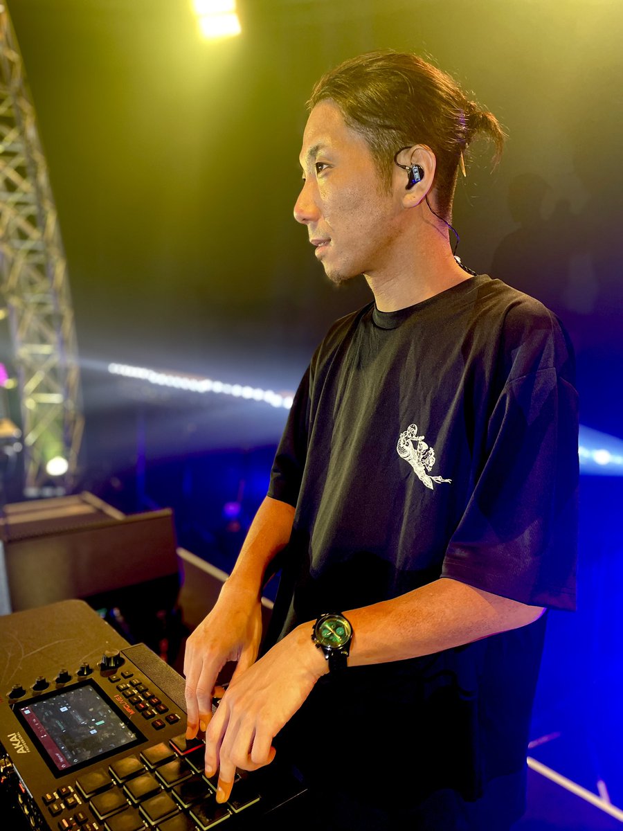 KO_ney1986's tweet photo. 現地リハ中
#ultimateearspro #iuseUE #UEPRO https://t.co/ONlGQSZfez