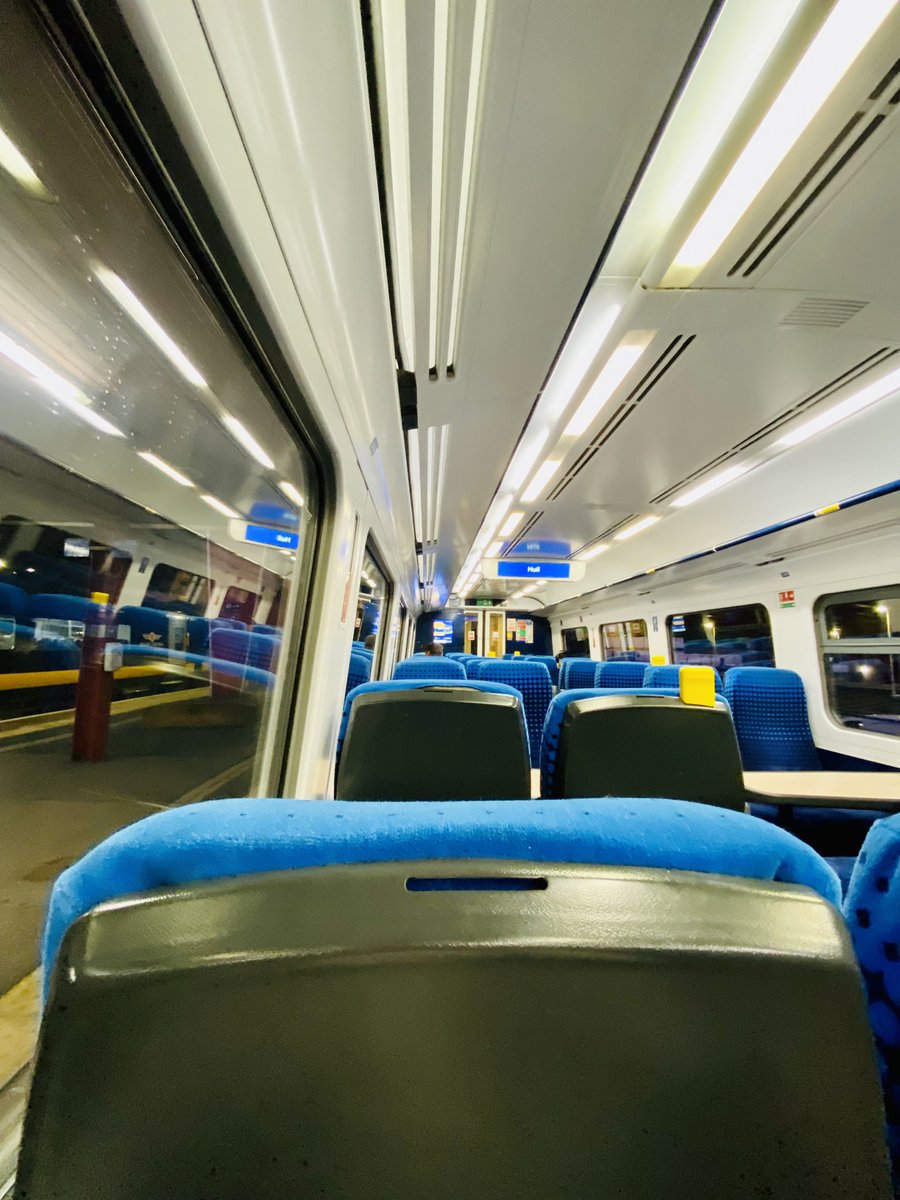 robbie_burgess's tweet photo. Itโs a #FunFriYaY with @northernassist 158755 as far as Leeds, alighting there to board @LNER 800107 (9 car BMU) as far as York, for another fun filled day at the London North Eastern Train Planning Office, now residing in Yorkโs historical railway location, West Offices ๐ค๐ https://t.co/GiO0wJZ7c6