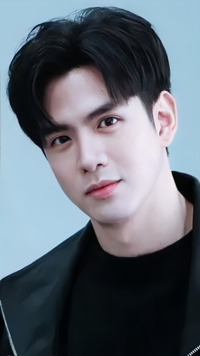 jyn0303's tweet photo. Yesterday is left yesterday, and don't forget that we are today. You haven't changed, we haven't changed, don't stop, leave the scenery behind and we'll go to the next destination together
@film_tnp20 
#FilmThanapat
#ฟิล์มธนภัทร
#แฟนฟิล์ม https://t.co/eODB1YdMWR