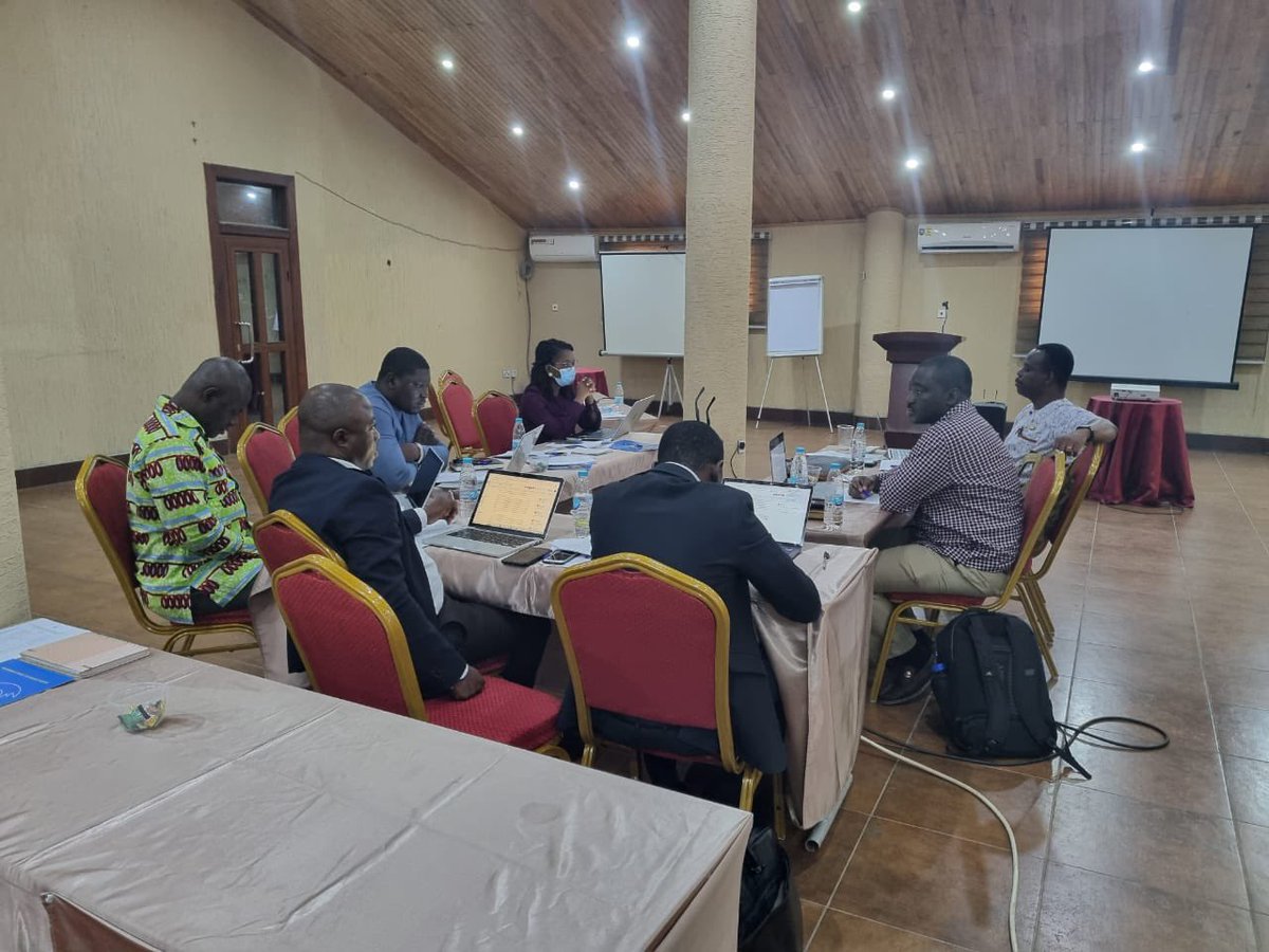 WHO Ghana (@whoghana) on Twitter photo Genomic surveillance provides a deeper understanding of pathogens, their evolution & circulation to guide public health action.
Thanks to <a href="/CanadaDev/">Development Canada</a>, <a href="/WHO/">World Health Organization (WHO)</a> is supporting Ghana to develop a National Genomic Surveillance Strategy to enhance health security in the country.
#CanGIVE Genomic surveillance provides a deeper understanding of pathogens, their evolution & circulation to guide public health action.
Thanks to <a href="/CanadaDev/">Development Canada</a>, <a href="/WHO/">World Health Organization (WHO)</a> is supporting Ghana to develop a National Genomic Surveillance Strategy to enhance health security in the country.
#CanGIVE