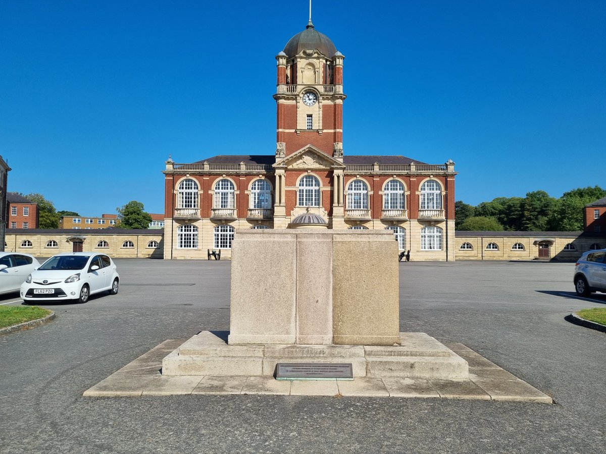 CarlMaddison9's tweet image. What a stunning place Sandhurst is.