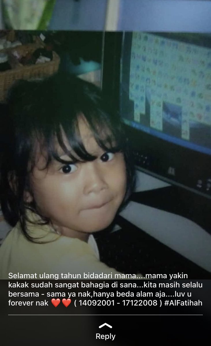 hbbooosstdotggg's tweet image. baru liat status WA nyokap kmrn 😢