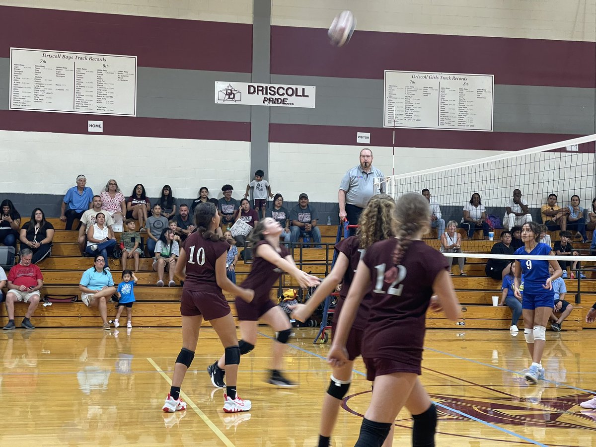 Driscoll_ath's tweet photo. Time for the ladies to take the court! Driscoll volleyball took on the Garner Yearlings yesterday, and served up some great games! Way to go ladies, your hard work is paying off! #DefenderPride @driscollneisd @NeisdAthletics https://t.co/ihdEamF7es