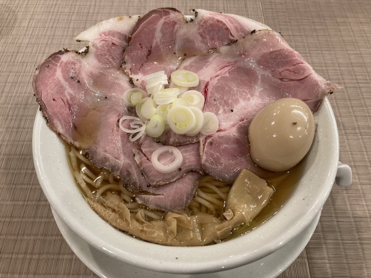 Kakezaki's tweet photo. とっても美味しいラーメンでした https://t.co/43m1DIlN1j